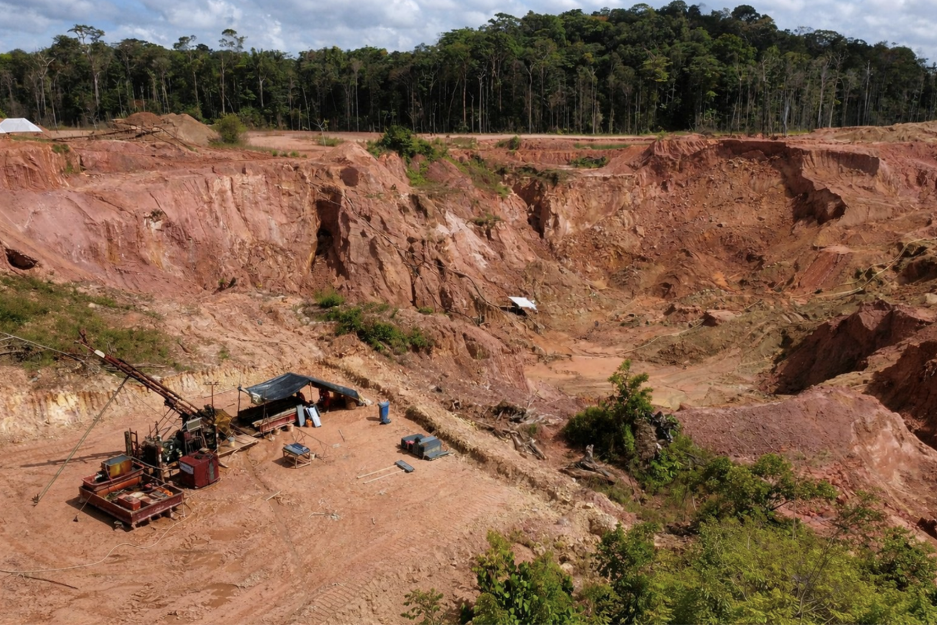 Diamond drill rig operating at the Sela Creek Gold Project, Suriname